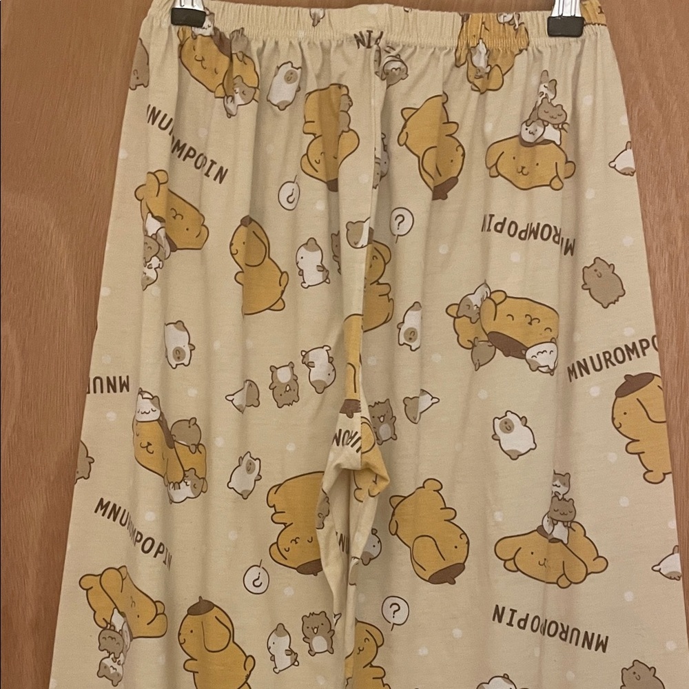 Sanrio Cream and Brown Pompompurin Pajama Set - Picture 8 of 9